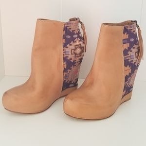 Ella Moss Aztec Camel Boots